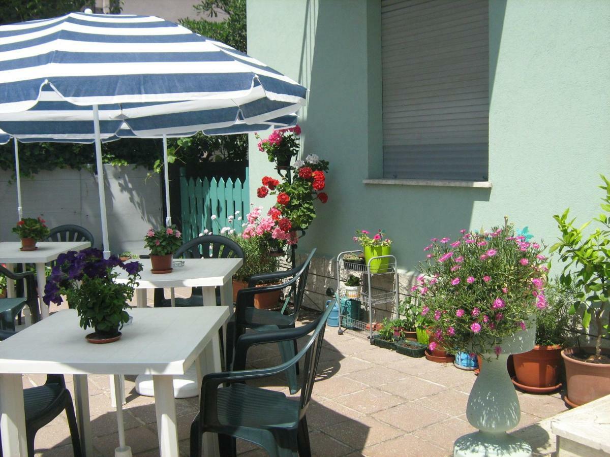 Sirenapop Concept B&B Rivazzurra Di Rimini Dış mekan fotoğraf